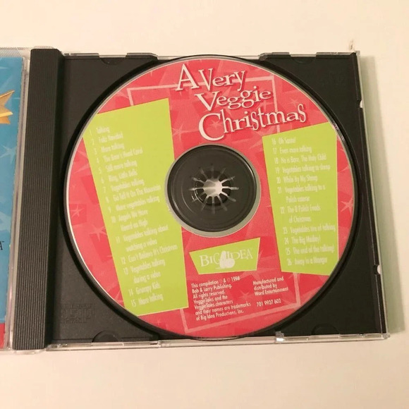 Veggie Tales A Very Veggie Christmas CD Christmas Album And Activity Book - Picture 9 of 16
